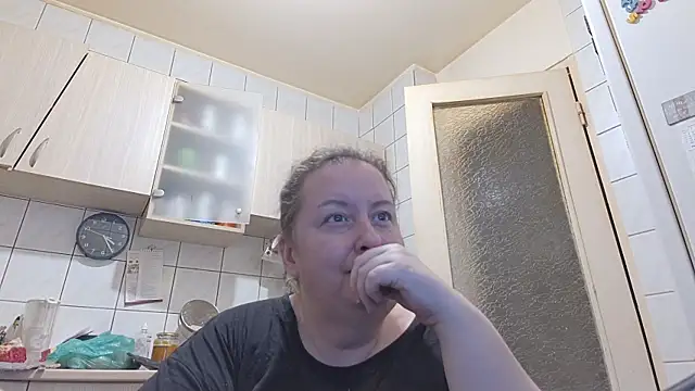 Snapshot of melissaBlessing chatting on February 1, 2025, 12:26 pm melissaBlessing online show from February 1, 2025, 12:26 pm