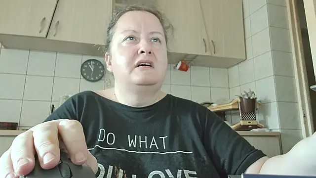 Snapshot of melissaBlessing chatting on March 23, 2025, 6:58 am melissaBlessing online show from March 23, 2025, 6:58 am