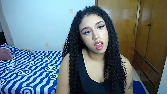 Snapshot of barbara_falcons chatting on January 27, 2025, 1:37 am barbara falcons online show from January 27, 2025, 1:37 am