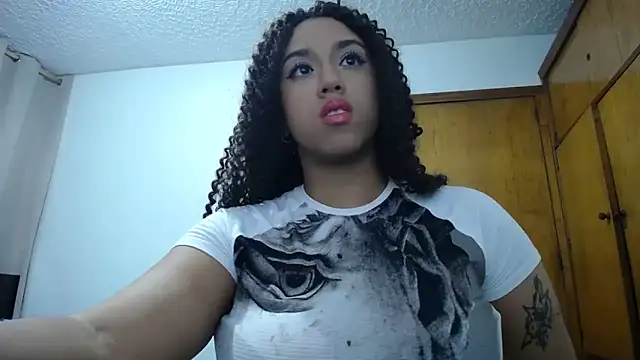 Snapshot of barbara_falcons chatting on February 10, 2025, 7:26 am barbara falcons online show from February 10, 2025, 7:26 am