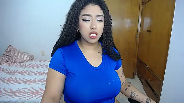 Snapshot of barbara_falcons chatting on March 13, 2025, 10:43 pm barbara falcons online show from March 13, 2025, 10:43 pm