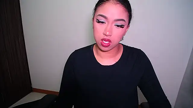 Snapshot of barbara_falcons chatting on October 6, 2025, 11:57 pm barbara falcons online show from October 6, 2025, 11:57 pm