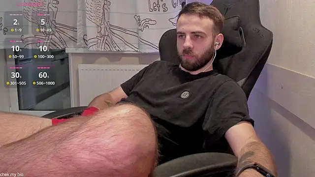 OtisRam online show from November 6, 2025, 10:43 pm