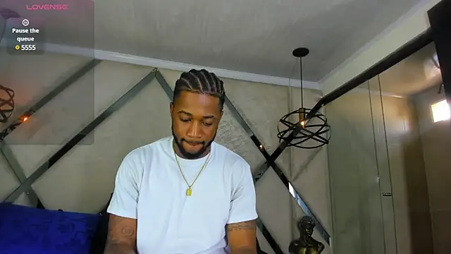 Drake Nassir4 online show from January 14, 2025, 4:40 pm