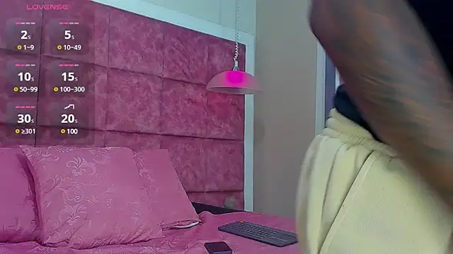 Drake Nassir4 online show from January 27, 2025, 2:35 pm