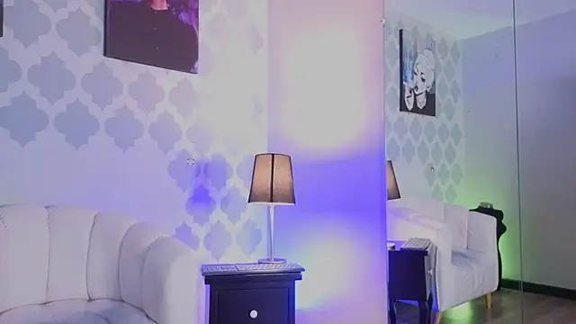 GabyPetit online show from May 27, 2026, 1:52 pm