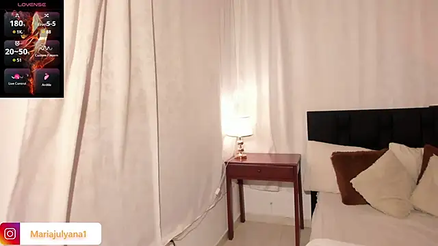 Snapshot of Maria_juliana chatting on May 3, 2026, 5:35 am Maria juliana online show from May 3, 2026, 5:35 am