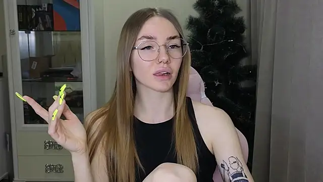 Snapshot of littlevildevil chatting on December 28, 2024, 12:24 pm littlevildevil online show from December 28, 2024, 12:24 pm