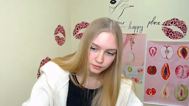 Snapshot of MademoiselleCl chatting on December 18, 2024, 8:31 am MademoiselleCl online show from December 18, 2024, 8:31 am