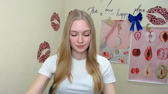 Snapshot of MademoiselleCl chatting on December 21, 2024, 1:10 pm MademoiselleCl online show from December 21, 2024, 1:10 pm