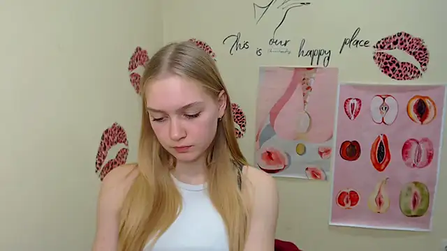 Snapshot of MademoiselleCl chatting on January 25, 2025, 4:03 pm MademoiselleCl online show from January 25, 2025, 4:03 pm