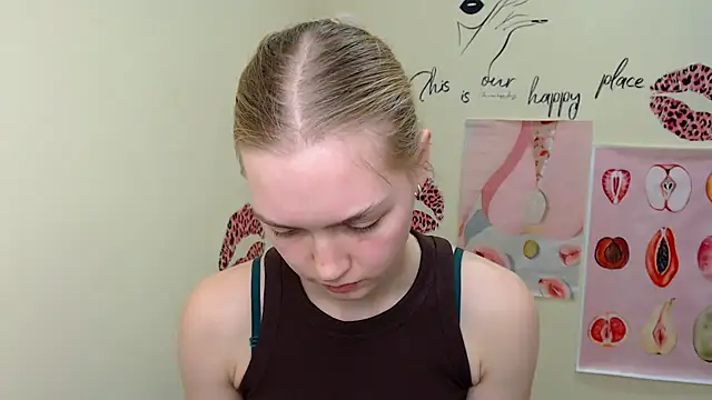 Snapshot of MademoiselleCl chatting on February 7, 2025, 4:03 pm MademoiselleCl online show from February 7, 2025, 4:03 pm