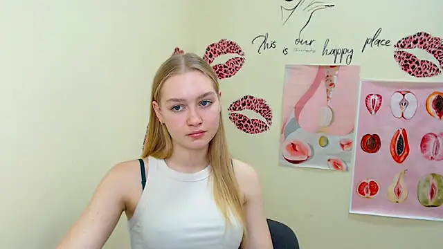 Snapshot of MademoiselleCl chatting on February 12, 2025, 10:35 am MademoiselleCl online show from February 12, 2025, 10:35 am