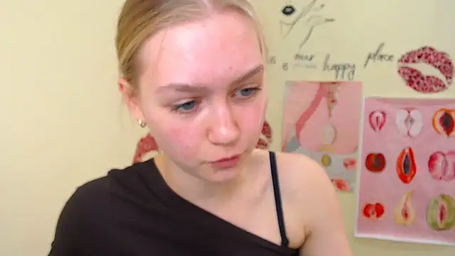 Snapshot of MademoiselleCl chatting on February 18, 2025, 6:59 am MademoiselleCl online show from February 18, 2025, 6:59 am