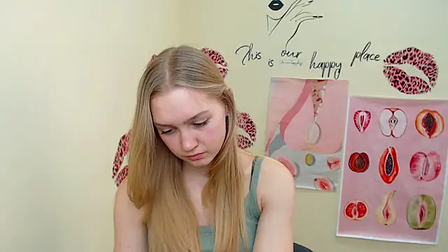 Snapshot of MademoiselleCl chatting on March 5, 2025, 12:33 pm MademoiselleCl online show from March 5, 2025, 12:33 pm