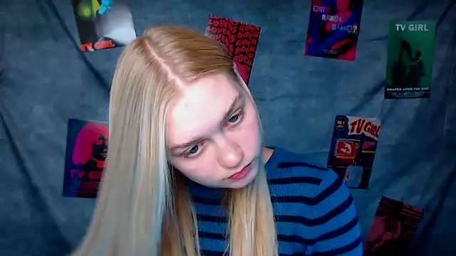 Snapshot of MademoiselleCl chatting on October 14, 2025, 12:17 pm MademoiselleCl online show from October 14, 2025, 12:17 pm