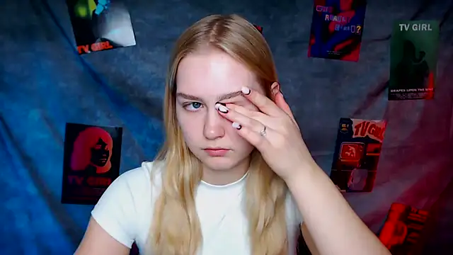 Snapshot of MademoiselleCl chatting on November 6, 2025, 1:34 pm MademoiselleCl online show from November 6, 2025, 1:34 pm