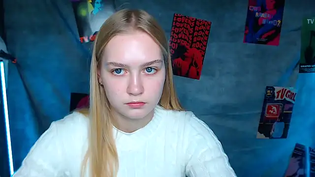 Snapshot of MademoiselleCl chatting on November 12, 2025, 1:11 pm MademoiselleCl online show from November 12, 2025, 1:11 pm