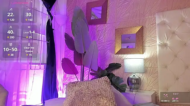  lanna jhonson  online show from February 12, 2025, 9:11 pm