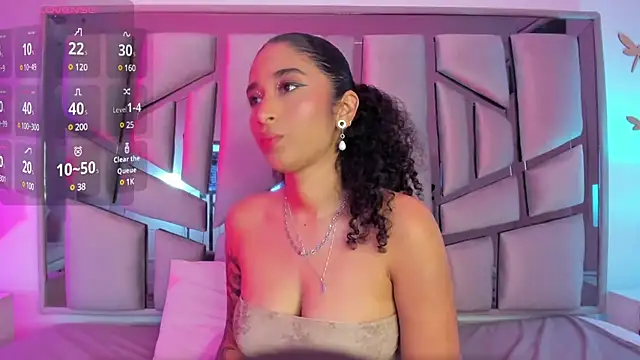  lanna jhonson  online show from February 13, 2025, 2:52 pm