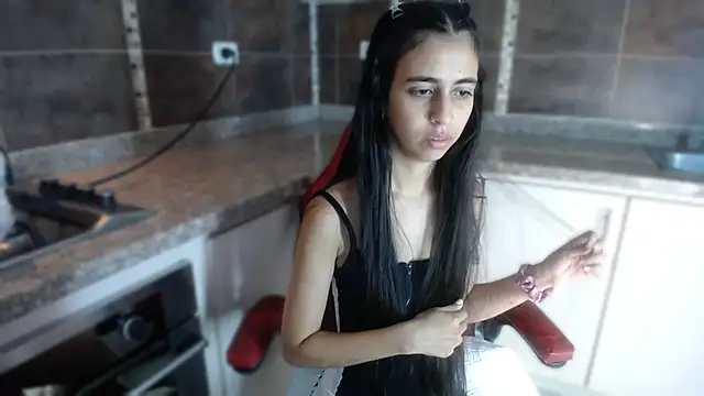 anna alvarez online show from November 23, 2025, 11:32 am