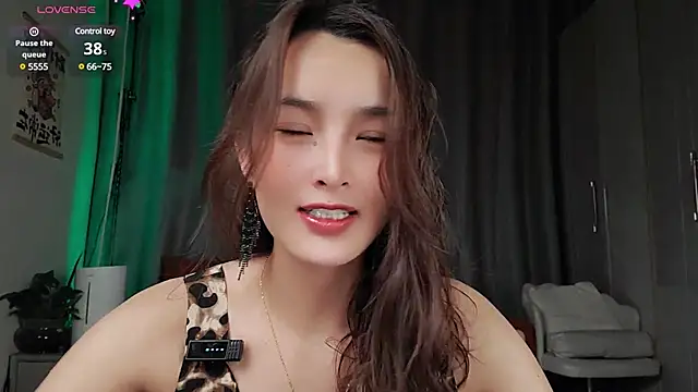 Snapshot of Youth3_ chatting on February 11, 2025, 2:46 pm Youth3 online show from February 11, 2025, 2:46 pm