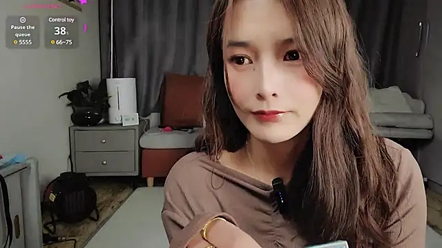 Snapshot of Youth3_ chatting on February 17, 2025, 4:37 pm Youth3 online show from February 17, 2025, 4:37 pm