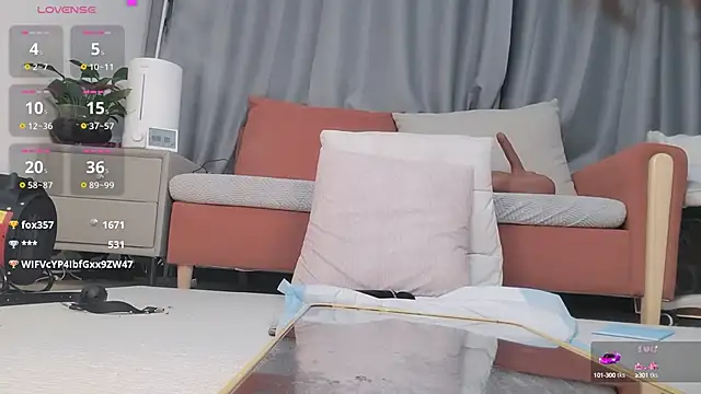 Snapshot of Youth3_ chatting on February 20, 2025, 4:57 pm Youth3 online show from February 20, 2025, 4:57 pm