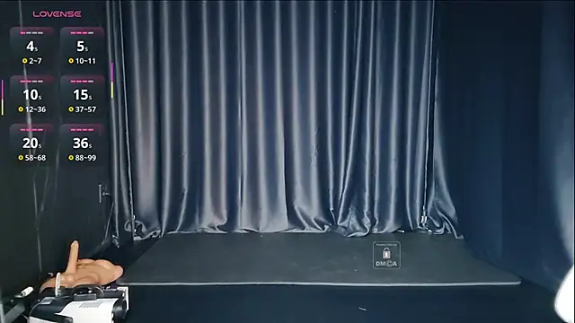 Snapshot of Youth3_ chatting on September 12, 2025, 3:23 pm Youth3 online show from September 12, 2025, 3:23 pm