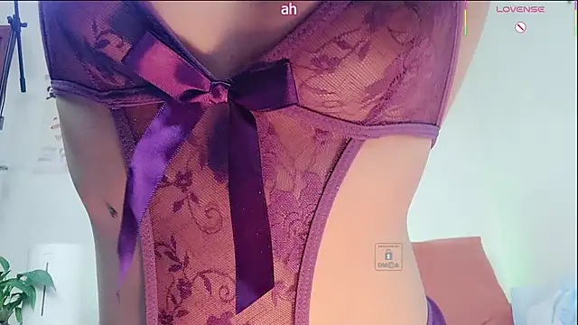 Snapshot of Youth3_ chatting on December 18, 2025, 3:07 pm Youth3 online show from December 18, 2025, 3:07 pm