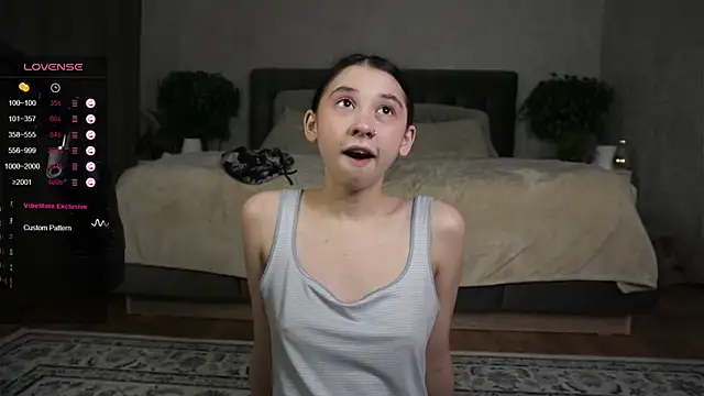 AislyEmbury online show from January 28, 2025, 10:12 pm