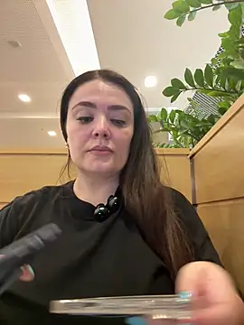 Snapshot of Sophie_Eaton chatting on November 4, 2025, 7:35 pm Sophie Eaton online show from November 4, 2025, 7:35 pm