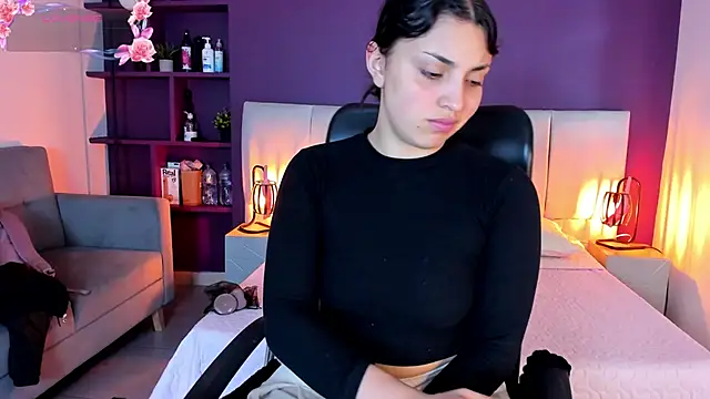 Snapshot of VickyBuunny chatting on January 20, 2025, 1:53 pm VickyBuunny online show from January 20, 2025, 1:53 pm