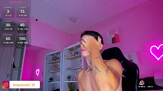 Ian Castillo  online show from September 22, 2025, 11:23 am