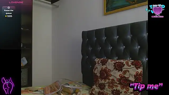 Snapshot of AntonellaAndNoah chatting on January 11, 2025, 7:59 pm AntonellaAndNoah online show from January 11, 2025, 7:59 pm