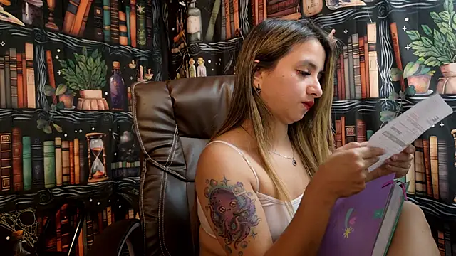 julietta   jackson online show from January 21, 2025, 9:04 pm