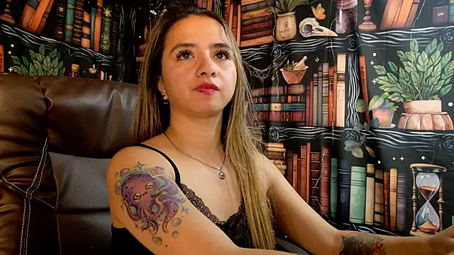 julietta   jackson online show from January 24, 2025, 10:41 pm