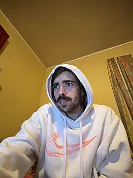 Snapshot of wolfwhite95 chatting on February 6, 2026, 6:11 pm wolfwhite95 online show from February 6, 2026, 6:11 pm