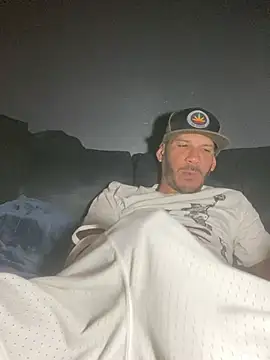 Snapshot of Chico_Bellaco chatting on May 19, 2026, 1:56 am Chico Bellaco online show from May 19, 2026, 1:56 am