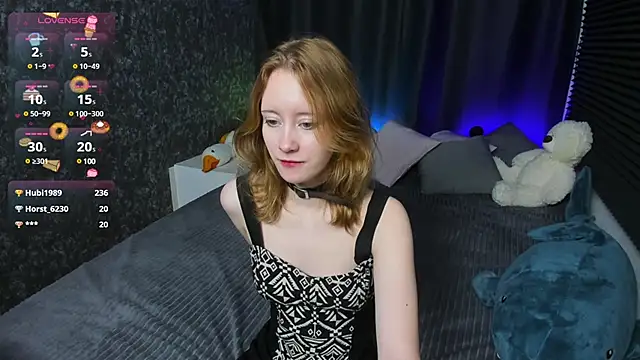 Snapshot of MonicaPerryy chatting on February 13, 2025, 3:39 am MonicaPerryy online show from February 13, 2025, 3:39 am