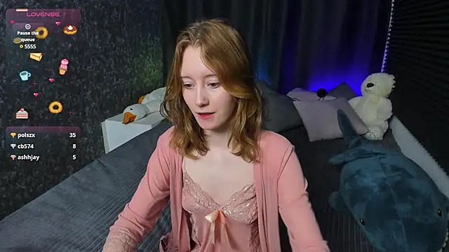 Snapshot of MonicaPerryy chatting on February 15, 2025, 12:37 am MonicaPerryy online show from February 15, 2025, 12:37 am