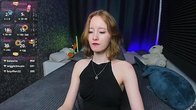 Snapshot of MonicaPerryy chatting on March 4, 2025, 3:33 am MonicaPerryy online show from March 4, 2025, 3:33 am