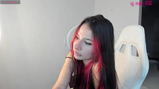 Mia adams66 online show from January 22, 2025, 11:10 pm