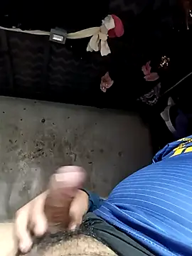 rayhot69 online show from February 5, 2025, 5:42 pm