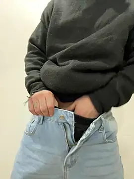 HotBoy6699 online show from December 30, 2024, 11:48 am