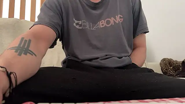 HotBoy6699 online show from February 12, 2025, 3:38 pm