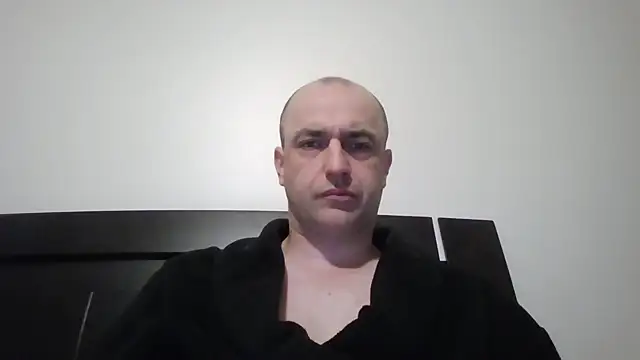 joshuagpratt online show from January 1, 2025, 5:44 pm
