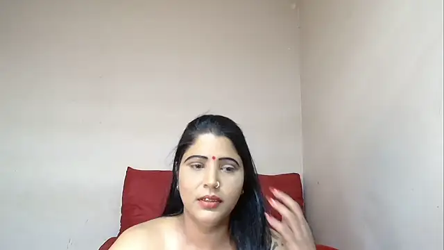 Snapshot of XIndianintimacy chatting on December 28, 2024, 6:06 am XIndianintimacy online show from December 28, 2024, 6:06 am