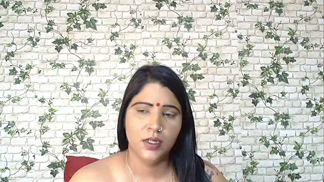 Snapshot of XIndianintimacy chatting on February 10, 2025, 8:31 pm XIndianintimacy online show from February 10, 2025, 8:31 pm