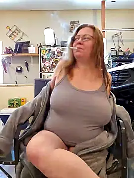 MsShelby40 online show from January 15, 2025, 5:26 pm